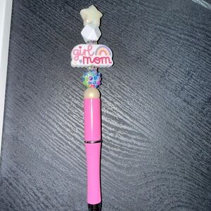 Pink 'Girl Mom'  Pen